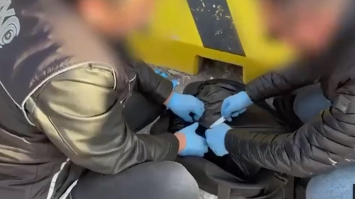 Kayseri’de hurma kutusuna gizlenmiş 2,5 kilogram uyuşturucu ele geçirildi